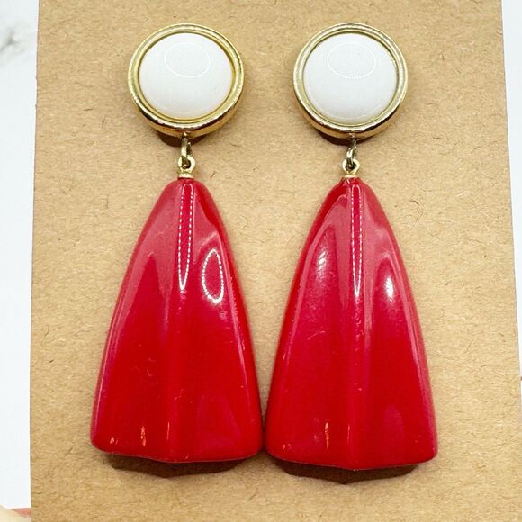 Trifari Vintage Red And White Lucite Dangle Earrings Gold Tone - Picture 2 of 7